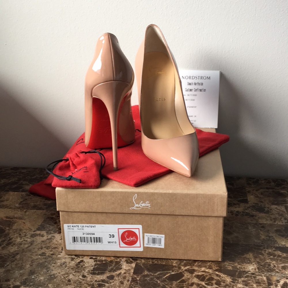 NIB Christian Louboutin nude So Kate 120 patent 39